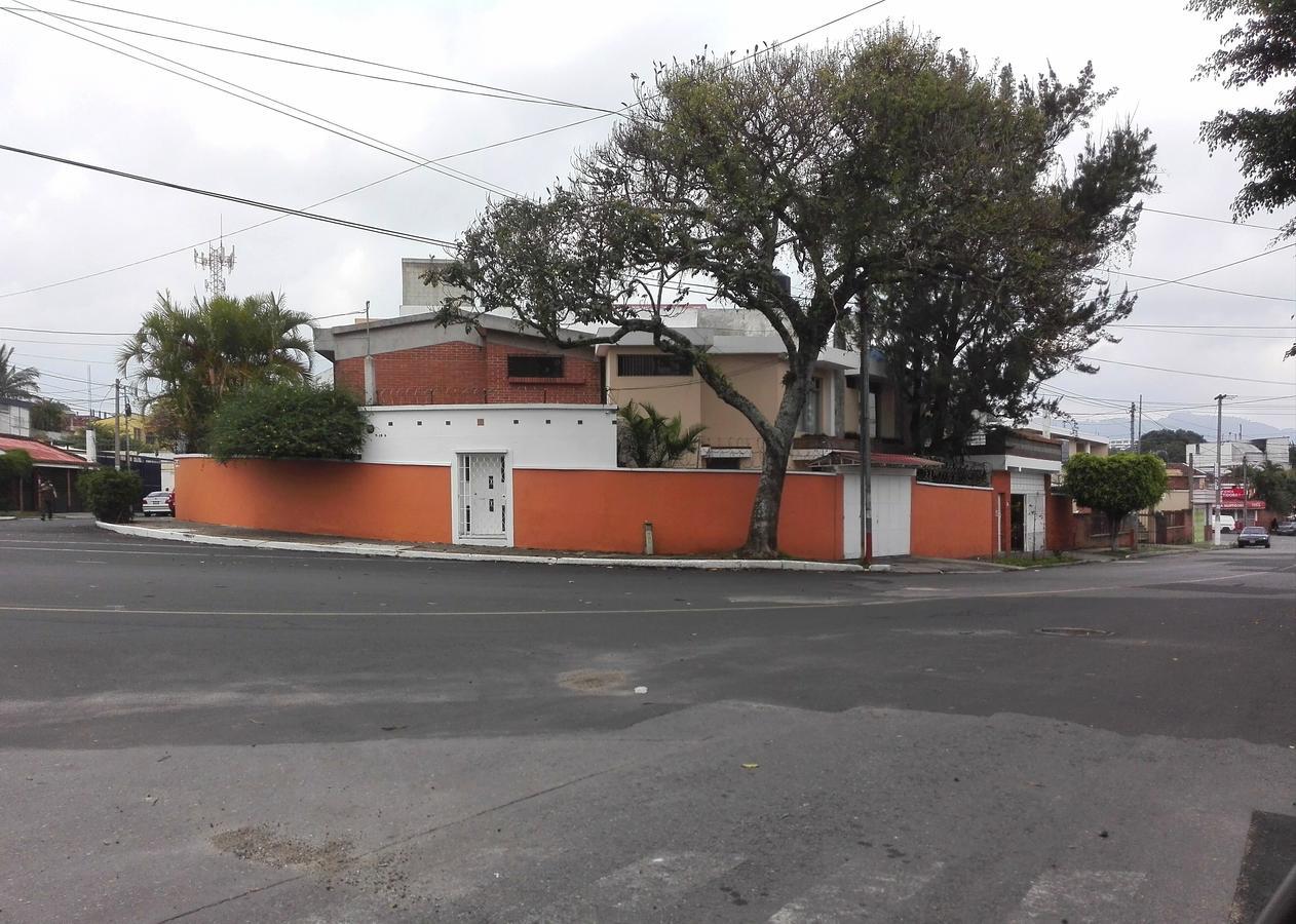 Laguna Sky Guatemala-Stadt Exterior foto